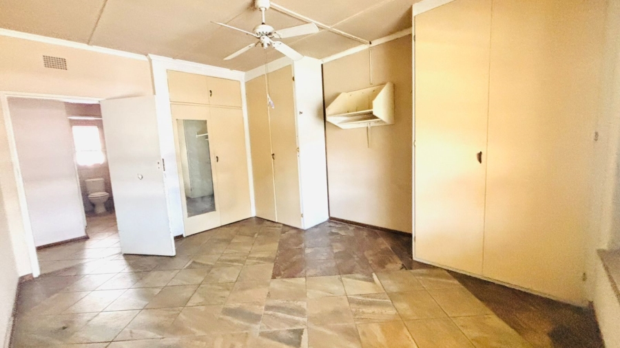 2 Bedroom Property for Sale in Benoni Central Gauteng