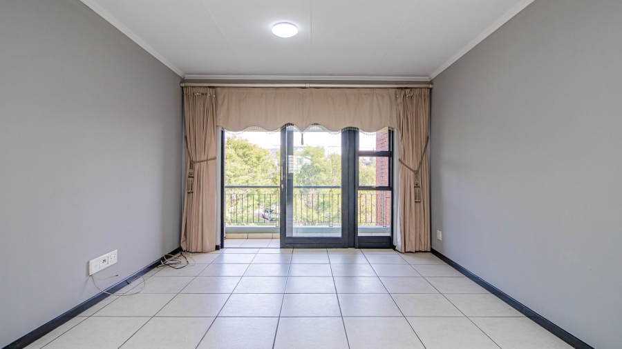 2 Bedroom Property for Sale in Greenstone Hill Gauteng