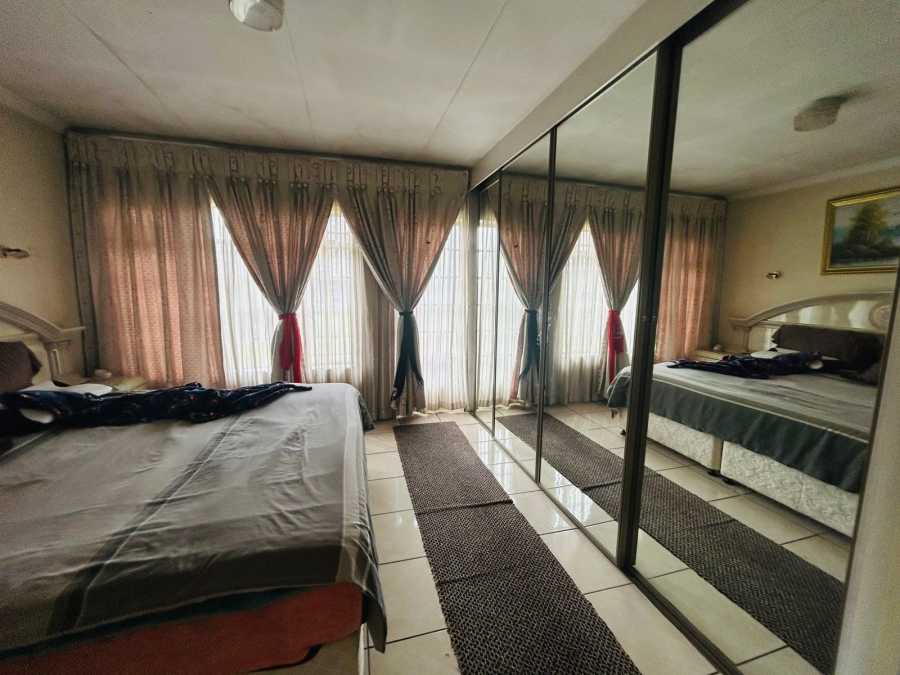 4 Bedroom Property for Sale in Dersley Gauteng