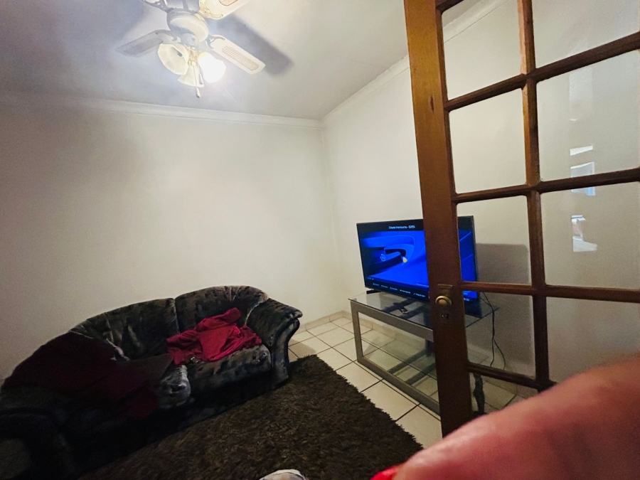 4 Bedroom Property for Sale in Dersley Gauteng