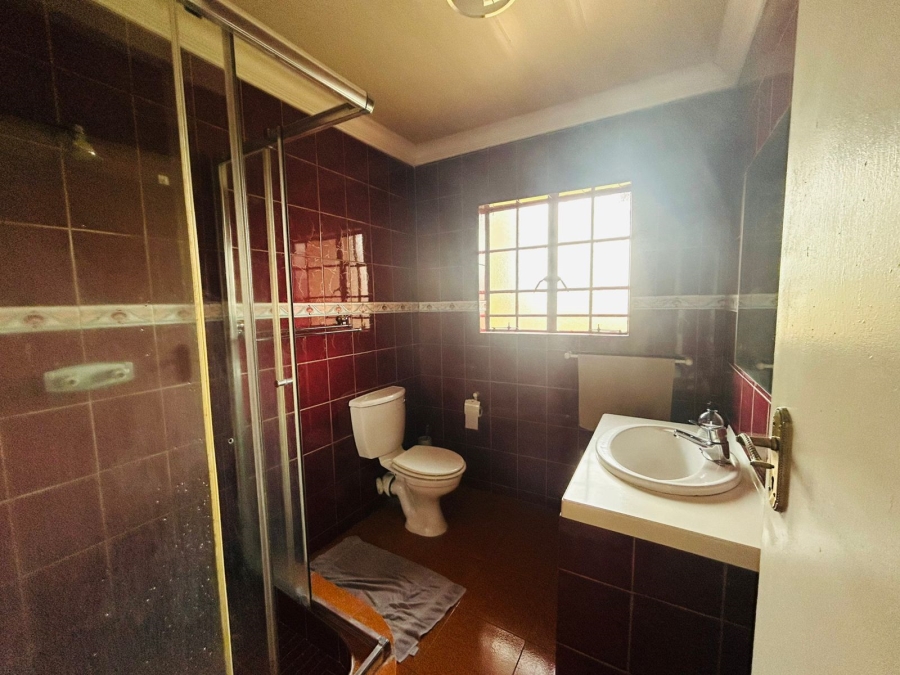 4 Bedroom Property for Sale in Dersley Gauteng
