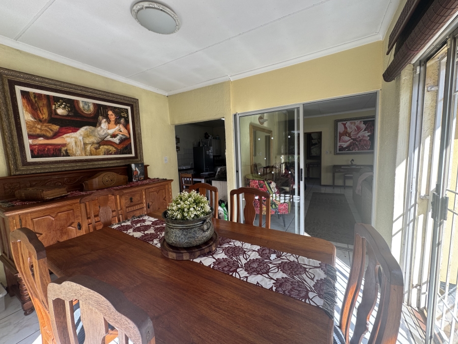 4 Bedroom Property for Sale in Randhart Gauteng
