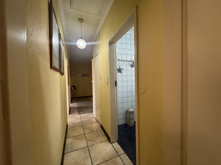 4 Bedroom Property for Sale in Randhart Gauteng