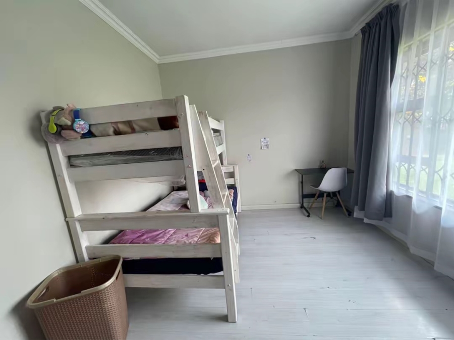 To Let 5 Bedroom Property for Rent in Parkhill Gardens Gauteng