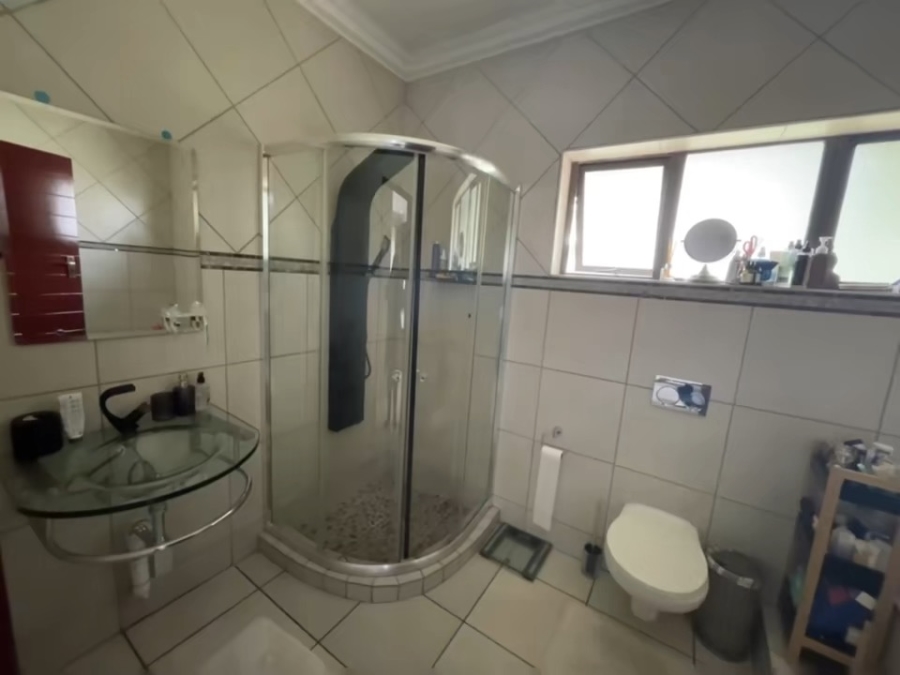 To Let 5 Bedroom Property for Rent in Parkhill Gardens Gauteng