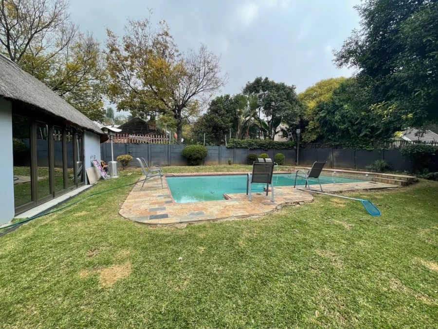 To Let 5 Bedroom Property for Rent in Parkhill Gardens Gauteng
