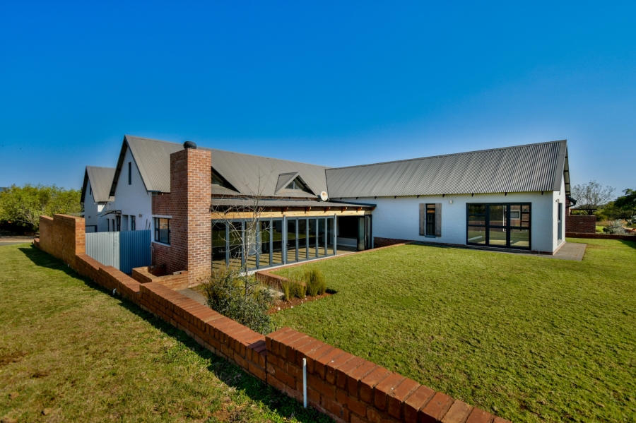 4 Bedroom Property for Sale in Waterlake Farm Lifestyle Estate Gauteng