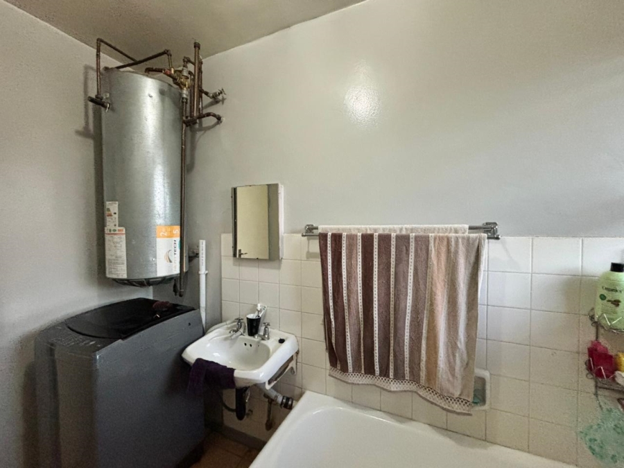 2 Bedroom Property for Sale in Vanderbijlpark CW 1 Gauteng