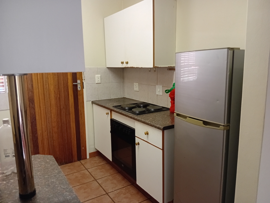 To Let 2 Bedroom Property for Rent in Faerie Glen Gauteng