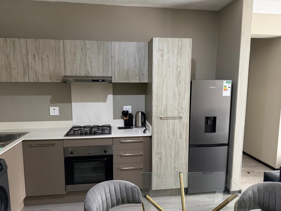 To Let 2 Bedroom Property for Rent in Broadacres Gauteng