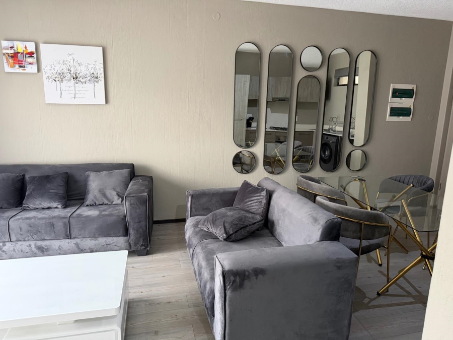To Let 2 Bedroom Property for Rent in Broadacres Gauteng