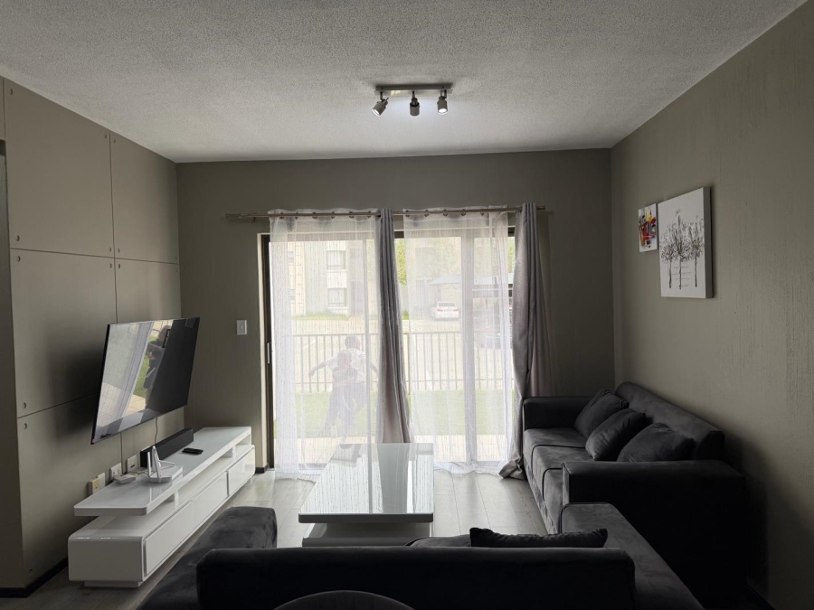 To Let 2 Bedroom Property for Rent in Broadacres Gauteng