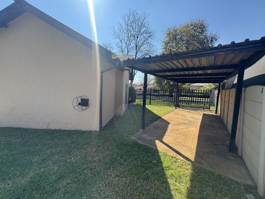 4 Bedroom Property for Sale in Dalview Gauteng