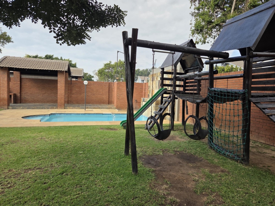 2 Bedroom Property for Sale in Noordhang Gauteng