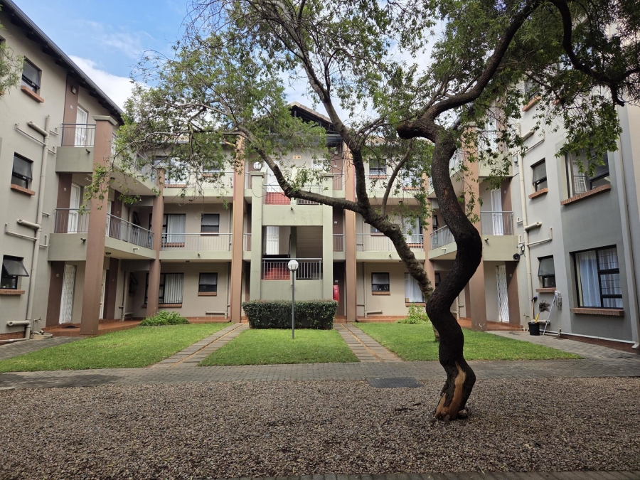 2 Bedroom Property for Sale in Noordhang Gauteng