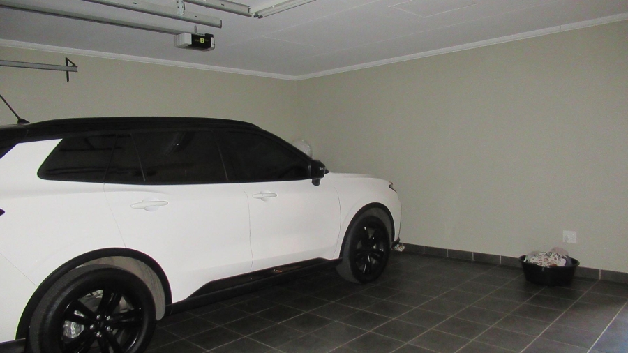 3 Bedroom Property for Sale in Cosmo City Gauteng