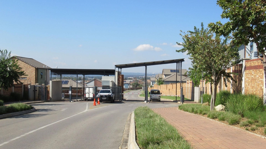 3 Bedroom Property for Sale in Cosmo City Gauteng