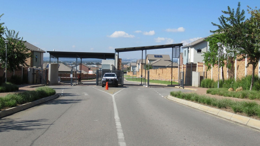 3 Bedroom Property for Sale in Cosmo City Gauteng