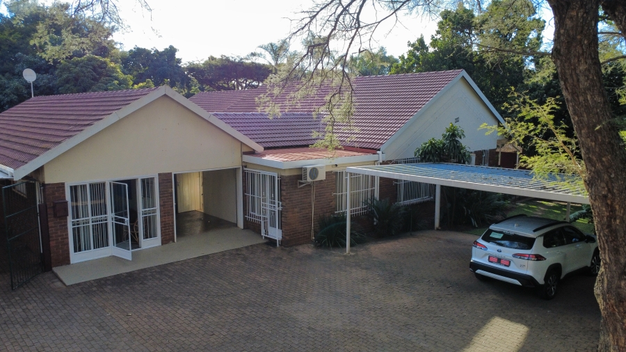 5 Bedroom Property for Sale in Florauna Gauteng