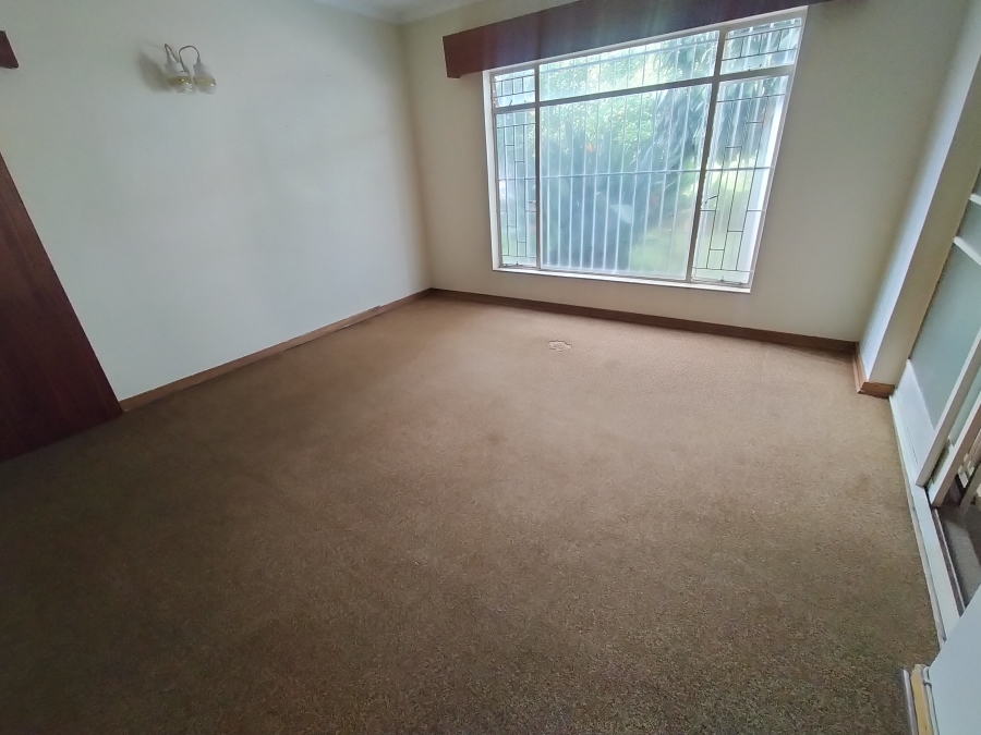 5 Bedroom Property for Sale in Florauna Gauteng