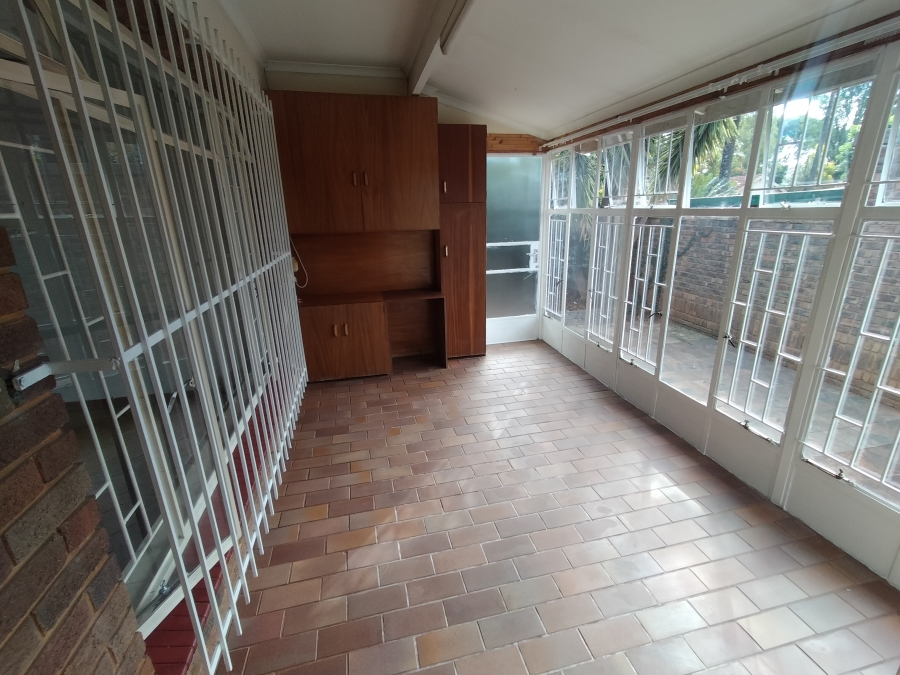 5 Bedroom Property for Sale in Florauna Gauteng