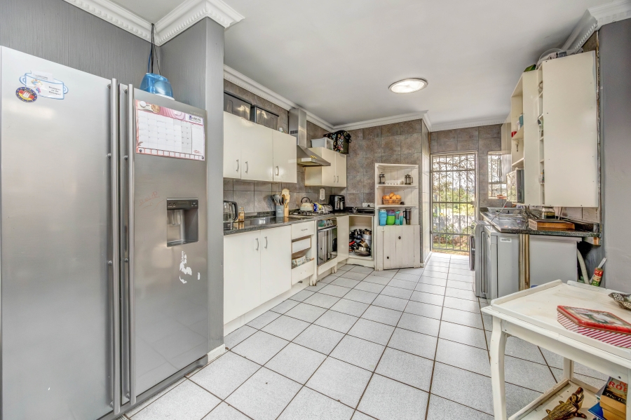 3 Bedroom Property for Sale in Sharonlea Gauteng