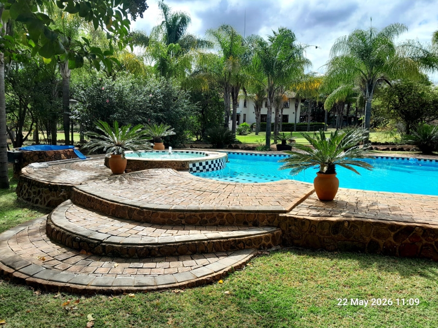 9 Bedroom Property for Sale in Roodeplaat Gauteng