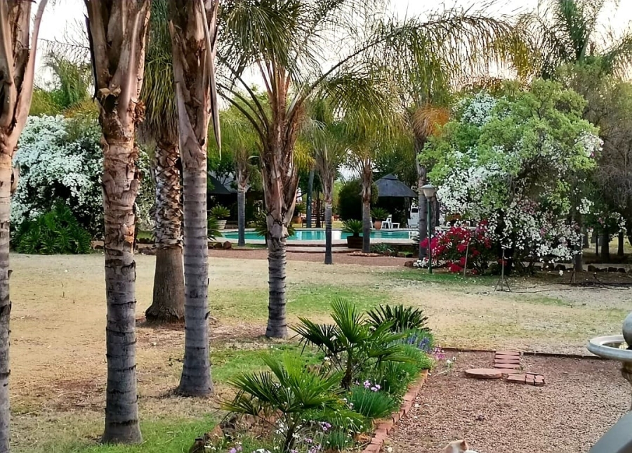9 Bedroom Property for Sale in Roodeplaat Gauteng