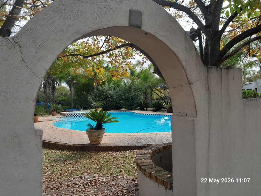 9 Bedroom Property for Sale in Roodeplaat Gauteng
