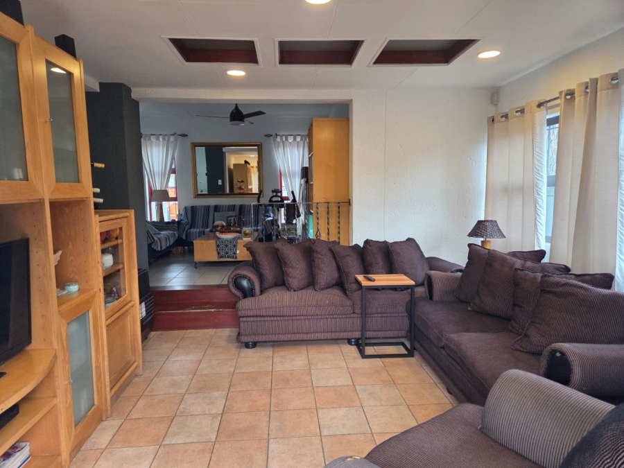 3 Bedroom Property for Sale in Sunninghill Gauteng