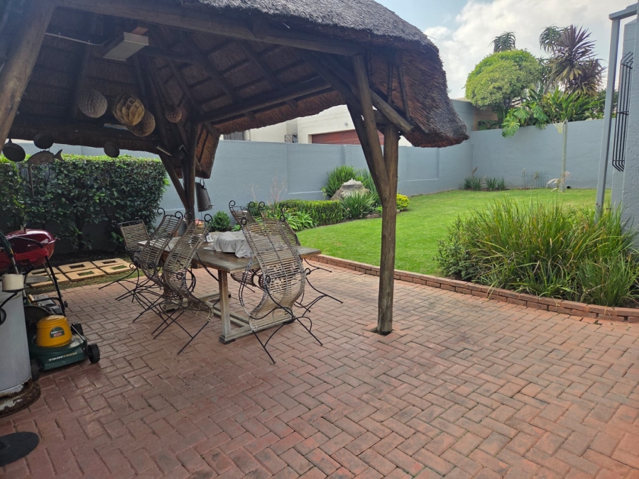 3 Bedroom Property for Sale in Sunninghill Gauteng
