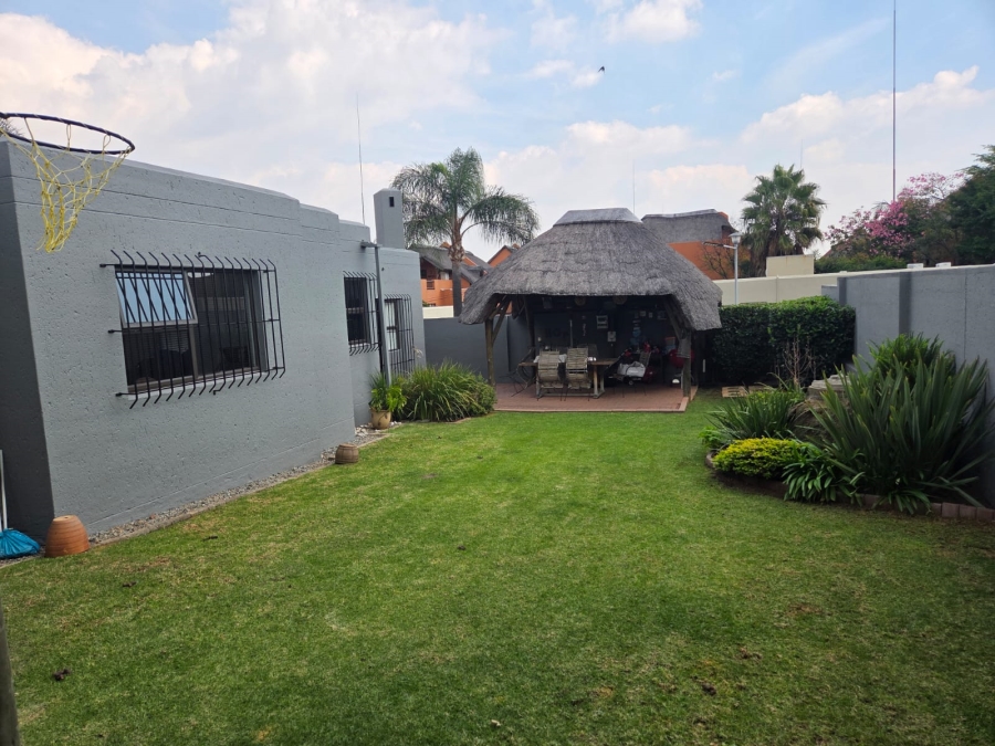 3 Bedroom Property for Sale in Sunninghill Gauteng