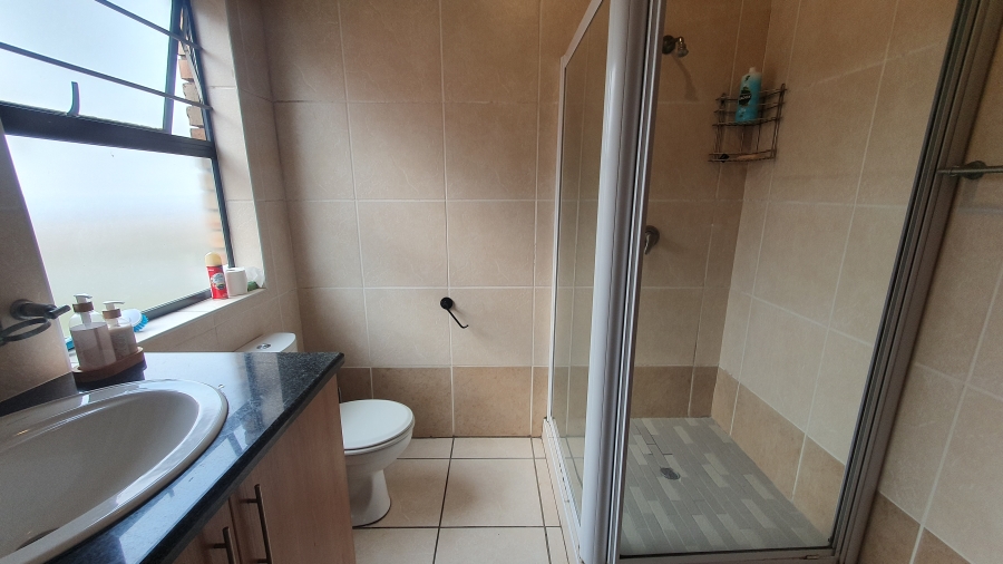 2 Bedroom Property for Sale in Meyersdal Gauteng