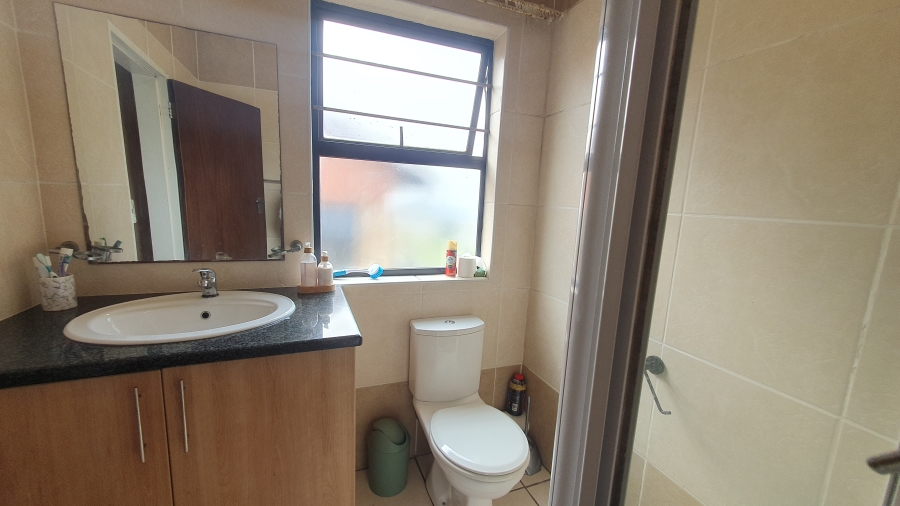 2 Bedroom Property for Sale in Meyersdal Gauteng