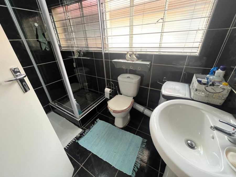3 Bedroom Property for Sale in Randhart Gauteng