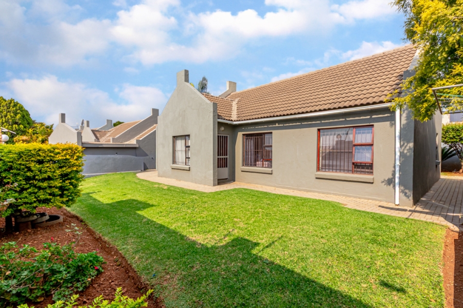 3 Bedroom Property for Sale in Pinehaven Gauteng