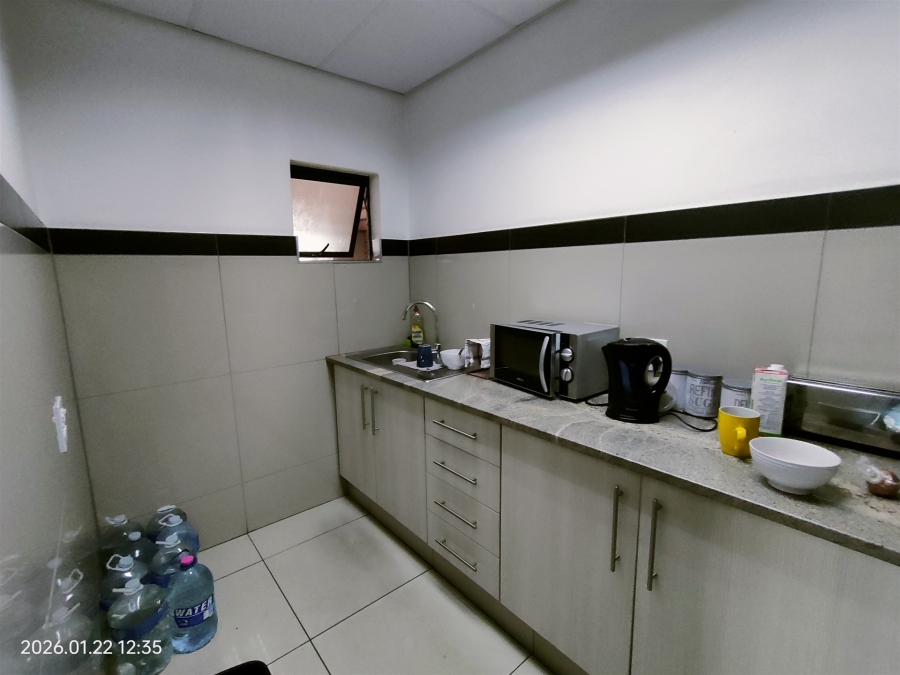 To Let Commercial Property for Rent in North Riding Gauteng
