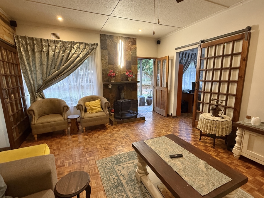 6 Bedroom Property for Sale in Lyttelton Manor Gauteng