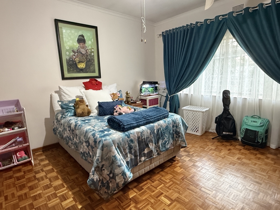 6 Bedroom Property for Sale in Lyttelton Manor Gauteng