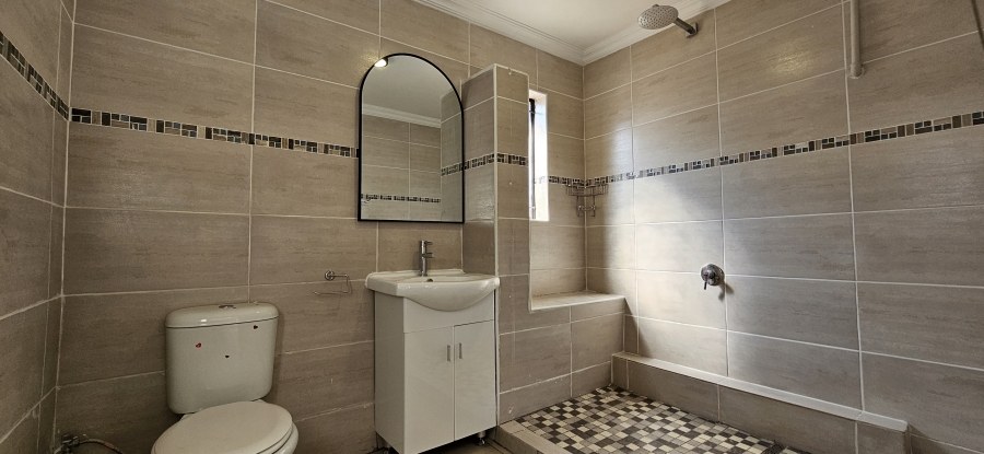 5 Bedroom Property for Sale in Three Rivers Gauteng
