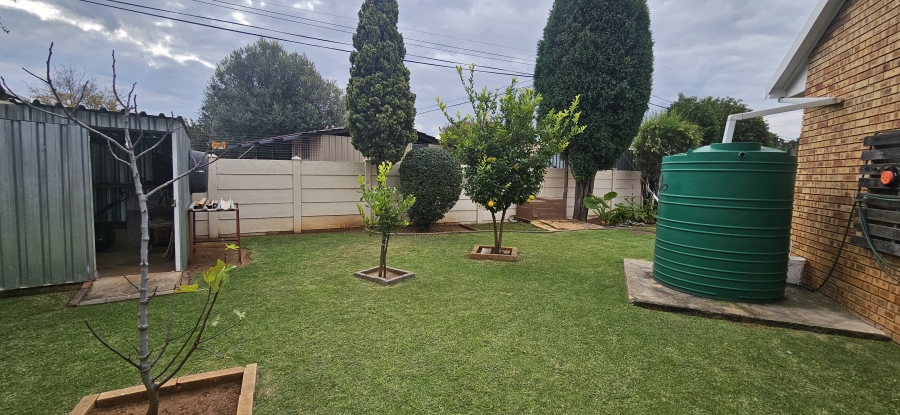 4 Bedroom Property for Sale in Risiville Gauteng