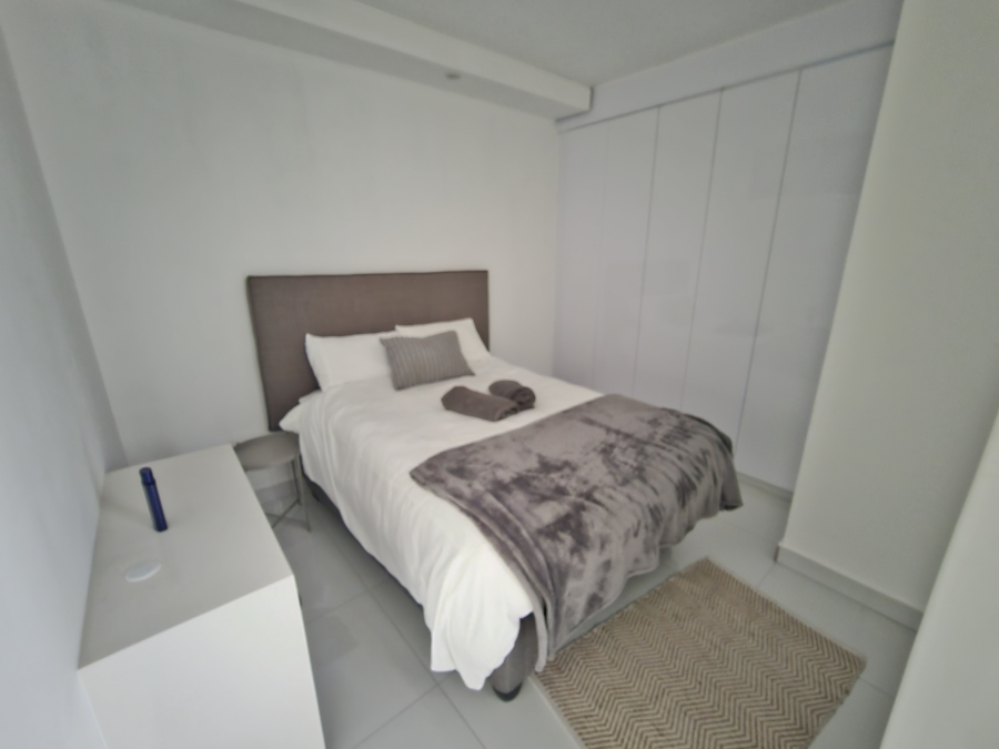 To Let 2 Bedroom Property for Rent in Sandown Gauteng