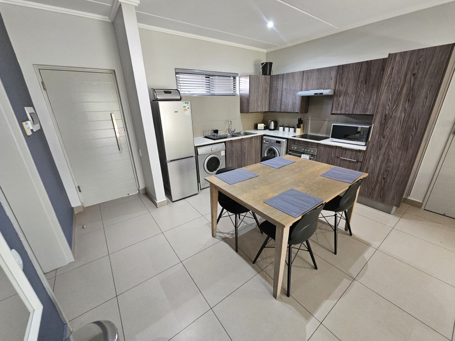 To Let 2 Bedroom Property for Rent in Sandown Gauteng