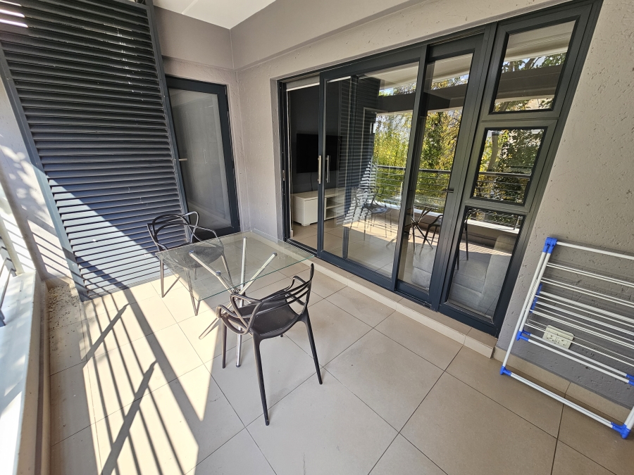 To Let 2 Bedroom Property for Rent in Sandown Gauteng