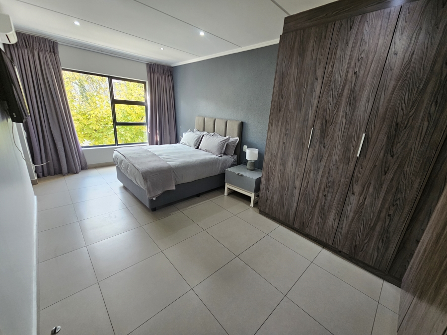 To Let 2 Bedroom Property for Rent in Sandown Gauteng