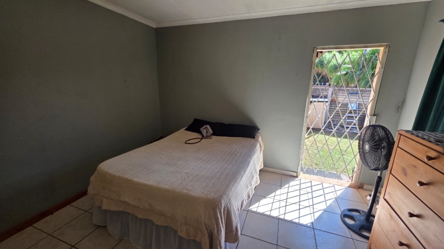 6 Bedroom Property for Sale in Doornpoort Gauteng