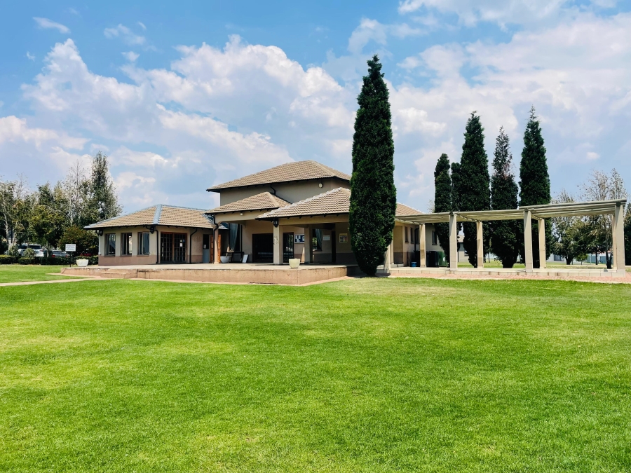 2 Bedroom Property for Sale in Parkrand Gauteng