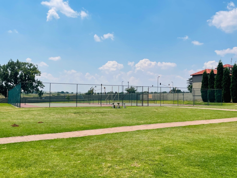 2 Bedroom Property for Sale in Parkrand Gauteng