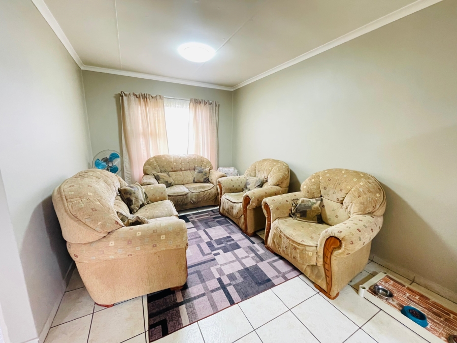 2 Bedroom Property for Sale in Parkrand Gauteng