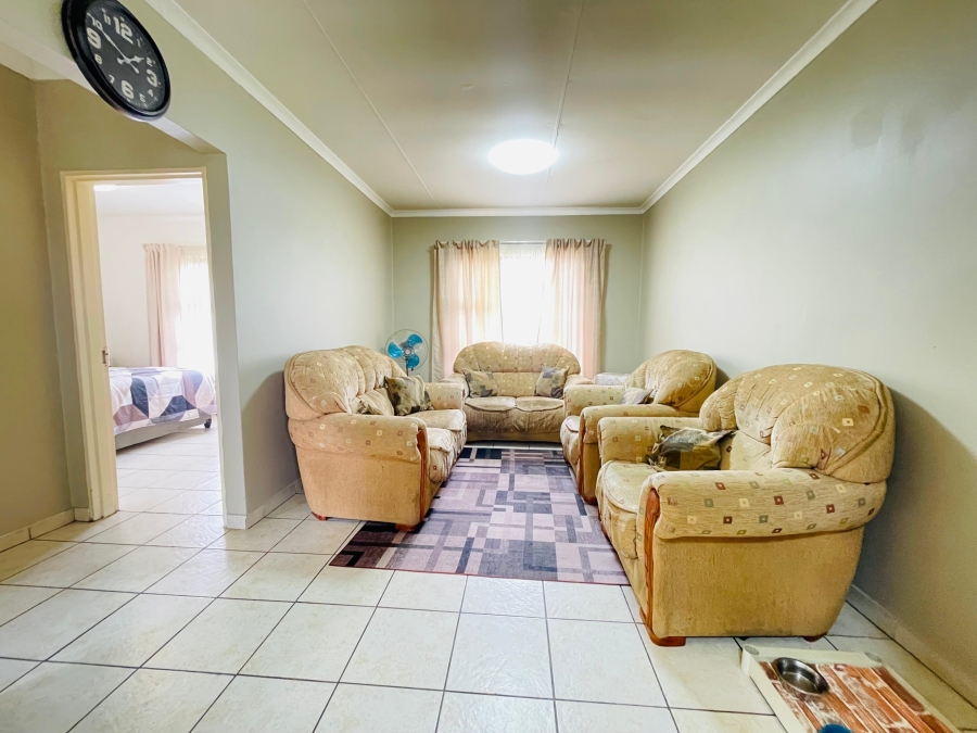 2 Bedroom Property for Sale in Parkrand Gauteng